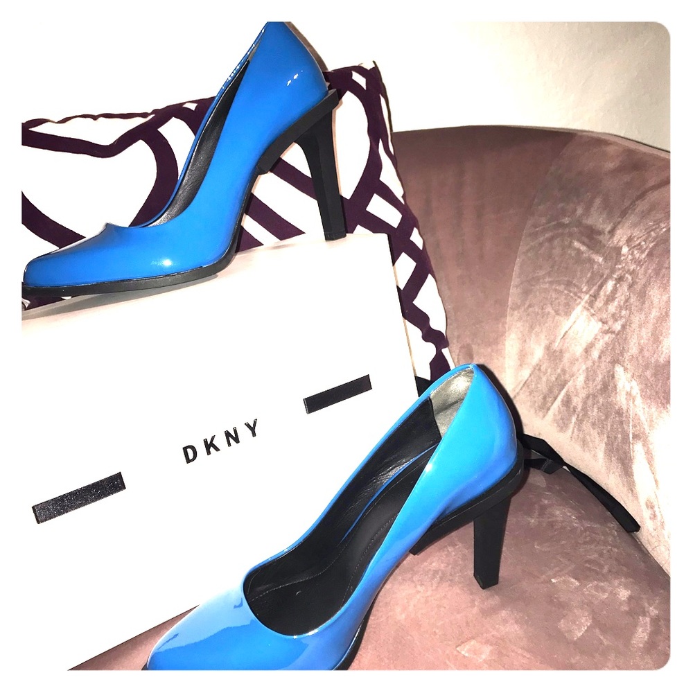 DKNY blue architectural rubber heels